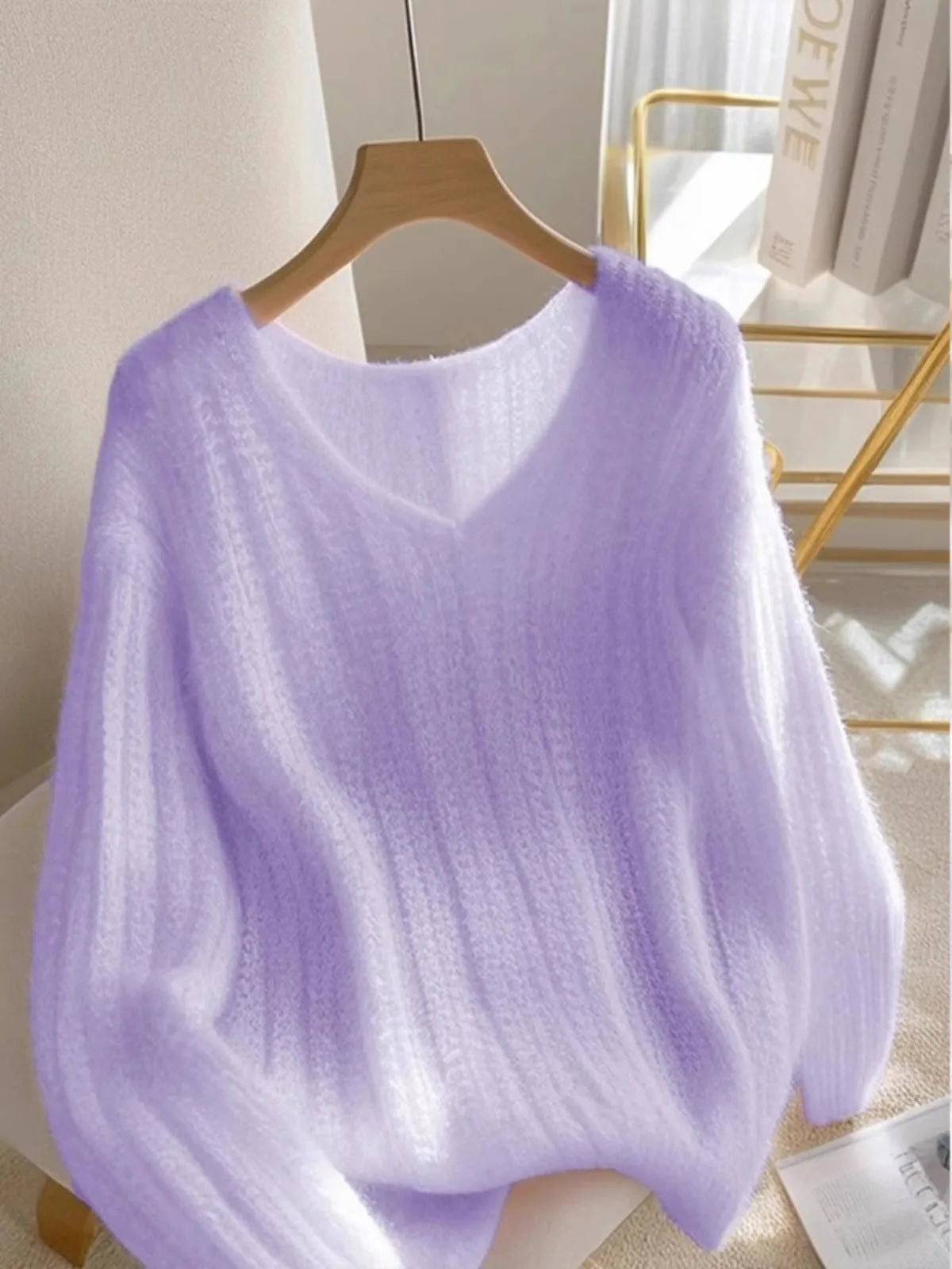 LAVÉRIA – WOMEN’S PURPLE LOOSE V-NECK KNIT SWEATER Sweater Marina&Nola