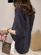 LARÉSSA – WOMEN’S STRIPED V-NECK 3/4 SLEEVE BLOUSE